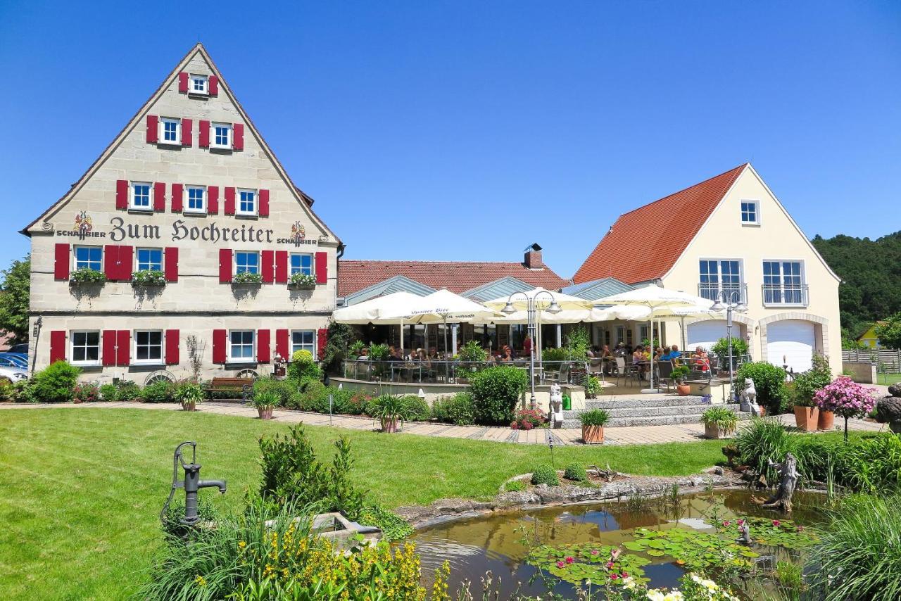 Cafe-Restaurant Zum Hochreiter Apartamento Spalt Exterior foto